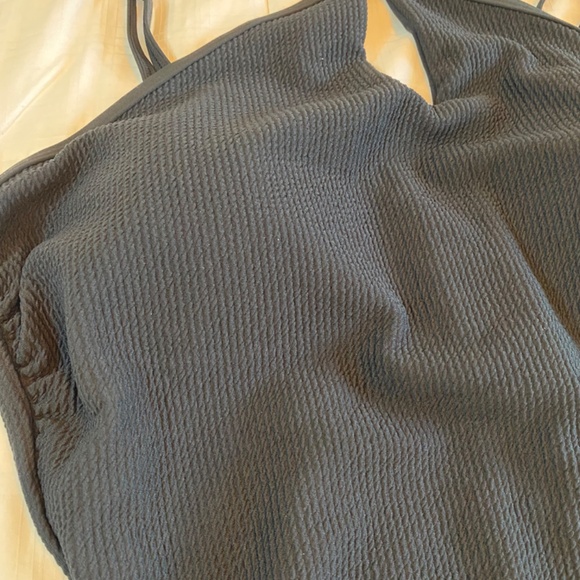 🌟NWOT - new XL Black Cross Front One-piece Swimsuit -La Vie en Rose - Picture 3 of 6